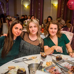 Группа Африканская деревня в ресторане Интеграл