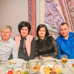 Группа Африканская деревня в ресторане Интеграл