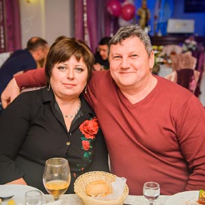 Группа Африканская деревня в ресторане Интеграл