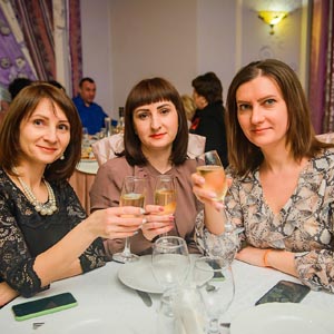 Группа Африканская деревня в ресторане Интеграл