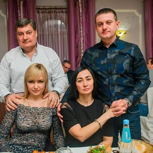 Группа Африканская деревня в ресторане Интеграл