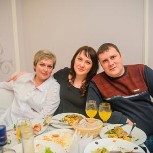 Группа Африканская деревня в ресторане Интеграл