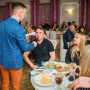 Группа Африканская деревня в ресторане Интеграл