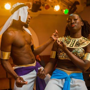 Группа Африканская деревня в ресторане Интеграл