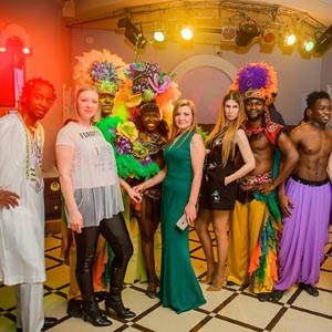 Группа Африканская деревня в ресторане Интеграл