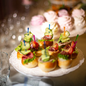 Проекту ARTandshok61 1 год