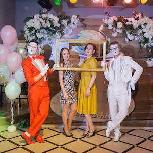 Проекту ARTandshok61 1 год