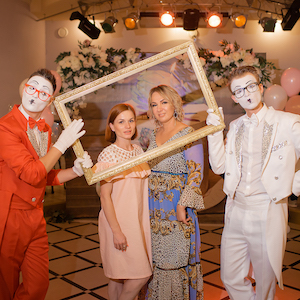 Проекту ARTandshok61 1 год