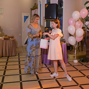 Проекту ARTandshok61 1 год