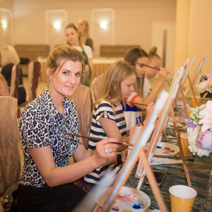 Проекту ARTandshok61 1 год