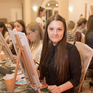 Проекту ARTandshok61 1 год