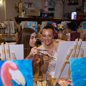 Проекту ARTandshok61 1 год