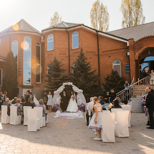 Выездная регистрация в ресторане Интеграл